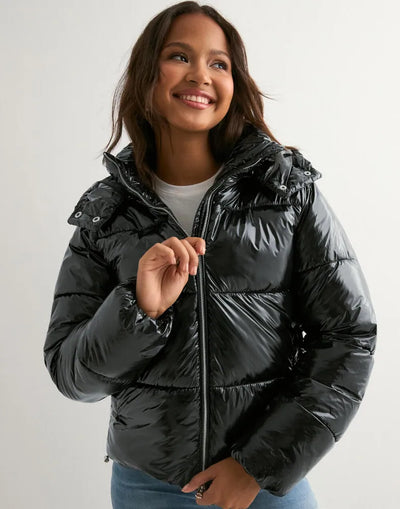Liora  Puffer