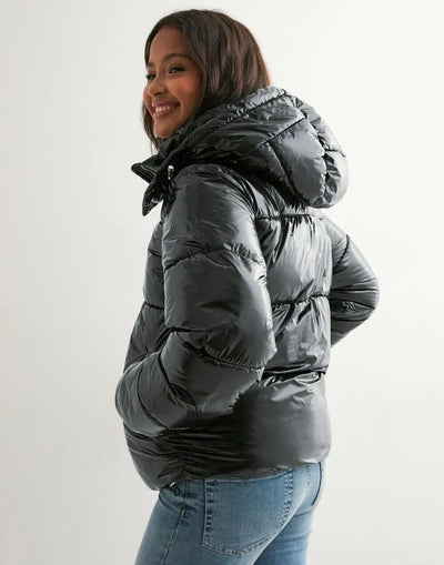 Liora  Puffer